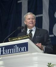 Tom Brokaw spoke to a crowd of 4,000 at Hamilton College on April 27.