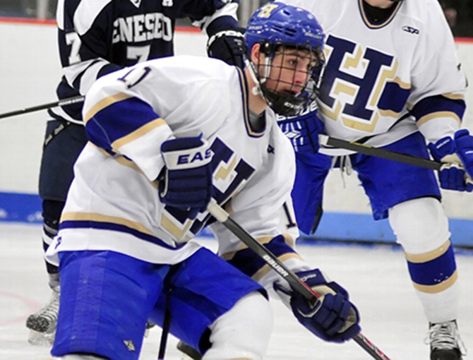 Men's ice hockey bests Tufts 3-1 - News - Hamilton College