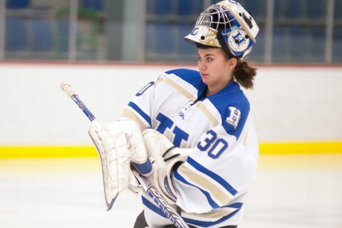 Records fall as women's hockey blanks Wesleyan - News - Hamilton College